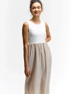 GATE Sukienka z pasiastą spódnicą| Kategorie·Sukienki