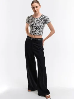 GATE Top z metalicznym nadrukiem zwierzęcym| Koszulki I Topy·Topy|Koszulki I Topy·Crop Top ☀️