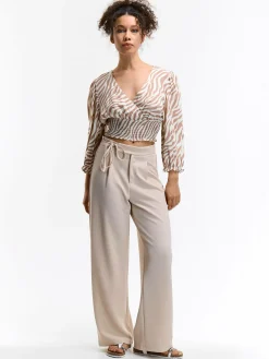 GATE Wiskozowa bluzka crop z nadrukiem| Koszulki I Topy·Topy|Koszulki I Topy·Crop Top ☀️