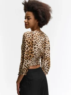 GATE Wiskozowa bluzka crop z nadrukiem| Koszulki I Topy·Topy|Koszulki I Topy·Crop Top ☀️