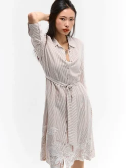 GATE Wiskozowa sukienka w paski z nadrukiem| Kategorie·Sukienki